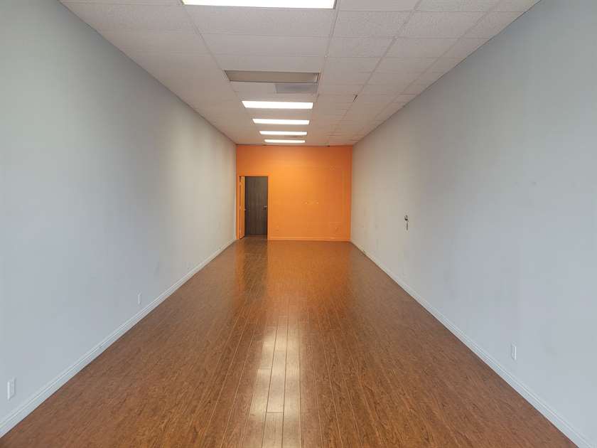 아테시아/세리토스 한미은행 몰 내 상가 리스 아테시아/세리토스 한미은행 몰 내 상가 리스