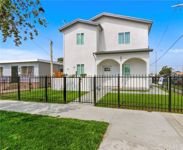 South LA 2018년생 넓은 듀플렉스