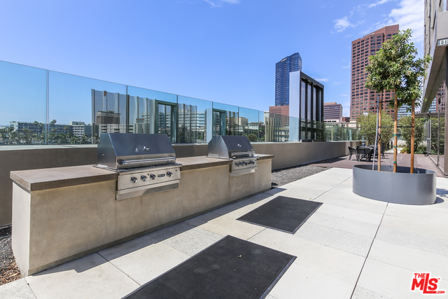 MOST LUXURIOUS CONDO IN DTLA MOST LUXURIOUS CONDO IN DTLA