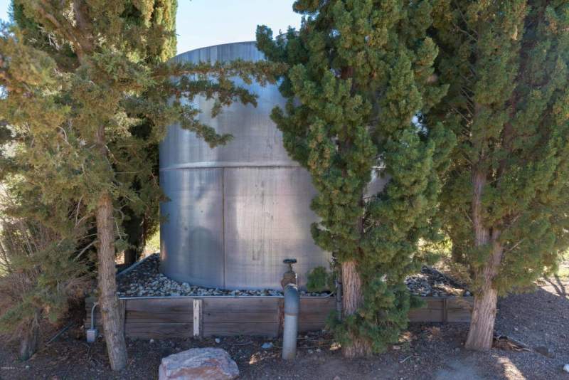 연수원, 기도원, 과수원 최적 44 에이커 Lake Hughes 연수원, 기도원, 과수원 최적 44 에이커 Lake Hughes