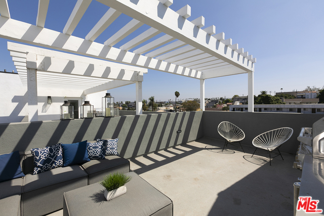 <미라클 마일> 2018 년 NEW 4베드 타운하우스 <미라클 마일> 2018 년 NEW 4베드 타운하우스