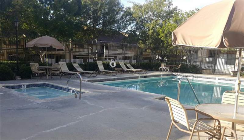 (앤지김독점)플러튼,방2+화2.5+넓은앞마당,편리한위치 **SOLD on 5/31/2018** (앤지김독점)플러튼,방2+화2.5+넓은앞마당,편리한위치 **SOLD on 5/31/2018**