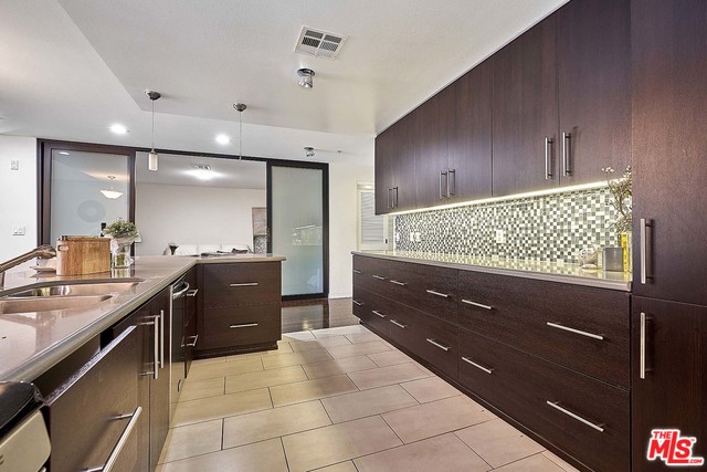 럭셔리 Top Floor 콘도