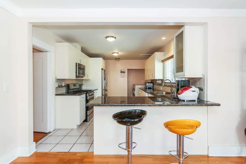 행콕팍 하우스 $1.395.000 행콕팍 하우스 $1.395.000