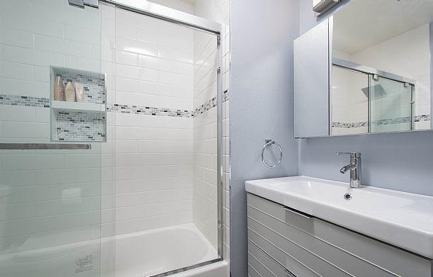 글렌데일 타운홈 Newly Remodeled 편리한 위치! Side by Side Parking!!~~ 글렌데일 타운홈 Newly Remodeled 편리한 위치! Side by Side Parking!!~~