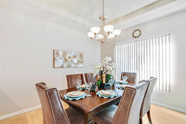 (9월 15일) 학군좋은 동네 찾기 힘든 3 차고 타운홈 $535,000 (9월 15일) 학군좋은 동네 찾기 힘든 3 차고 타운홈 $535,000