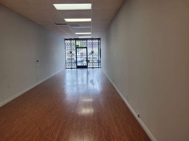 아테시아/세리토스 한미은행 몰 내 상가 리스 아테시아/세리토스 한미은행 몰 내 상가 리스