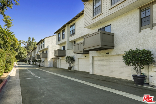 South Pasadena 타운하우스 (SOLD) South Pasadena 타운하우스 (SOLD)