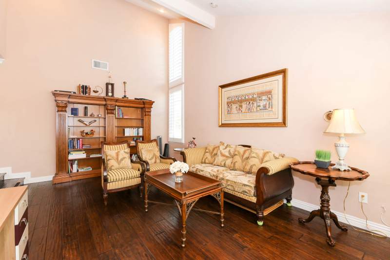 (앤지김독점)플러튼 Island단지내 단층집 새매물,뒷마당이 골프장으로 직접연결. (앤지김독점)플러튼 Island단지내 단층집 새매물,뒷마당이 골프장으로 직접연결.