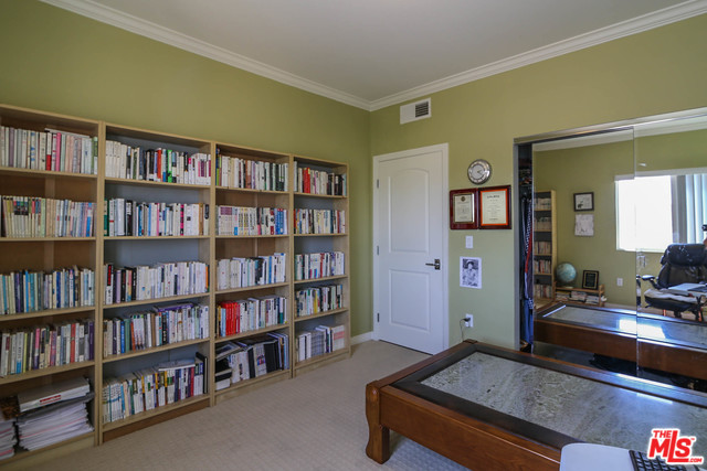 <한인타운> 팬트하우스 2베드 콘도 2007 년생 , 합리적인 가격 <한인타운> 팬트하우스 2베드 콘도 2007 년생 , 합리적인 가격